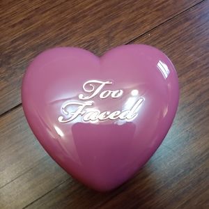 Too Faced Heart Blush